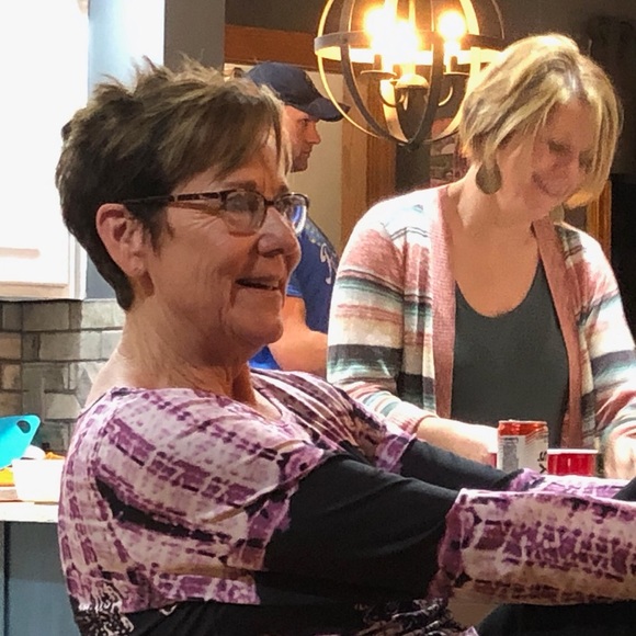 Meet the Posher Other - Meet your Posher, Paula Meet the Posher Other - Meet your Posher, Paula